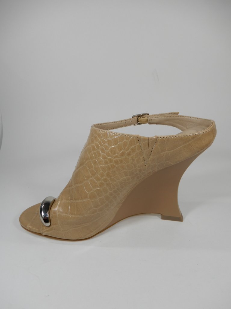 Akira Gold Gino Wedge Heel Sandals Size 8 Nude Croc Faux Leather New — image 5 of 8